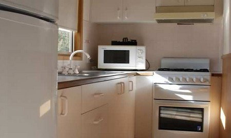 Merry Beach Caravan Park - Hervey Bay Accommodation 1