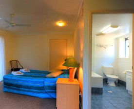 Blue Waters Motel - Hervey Bay Accommodation 0