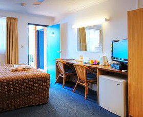 Blue Waters Motel - Hervey Bay Accommodation 3