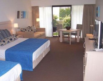 Waves Byron Bay - Hervey Bay Accommodation 1
