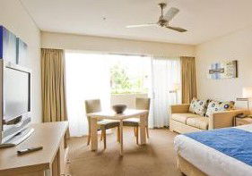 Waves Byron Bay - Hervey Bay Accommodation 3