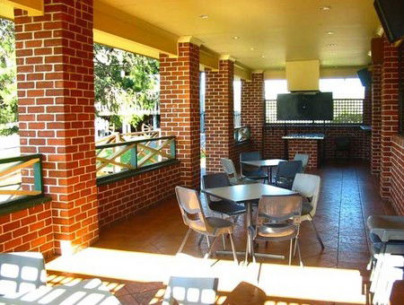 Cobargo Hotel Motel - Hervey Bay Accommodation 0