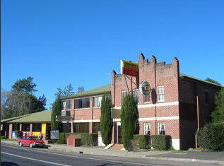 Cobargo Hotel Motel - Hervey Bay Accommodation 3
