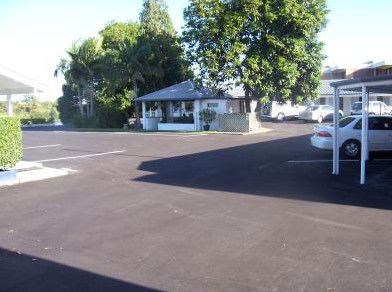 Colonial Court Motor Inn - Hervey Bay Accommodation 3