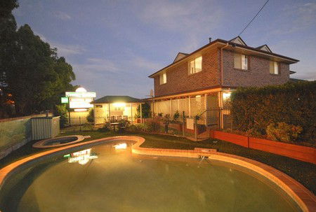 Country Gardens Motor Inn - Tourism Hervey Bay 4