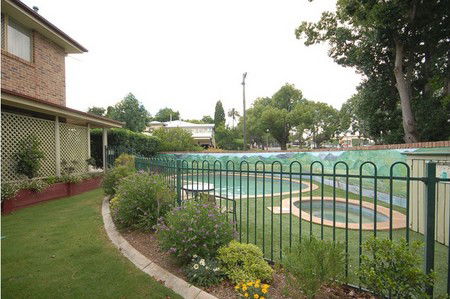 Country Gardens Motor Inn - Tourism Hervey Bay 5