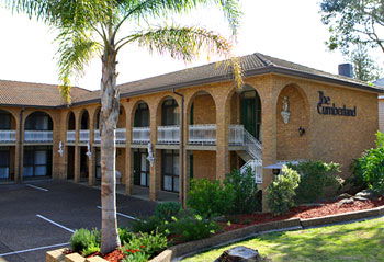Cumberland Motor Inn - Hervey Bay Accommodation 1