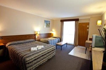 Golden West Motor Inn - Hervey Bay Accommodation 1