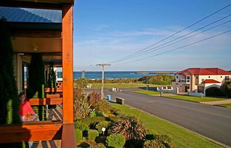 Seaview Motel & Apartments - Hervey Bay Accommodation 3