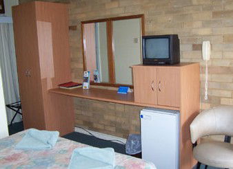 Governors Hill Motel - Hervey Bay Accommodation 2