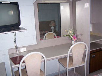 Governors Hill Motel - Hervey Bay Accommodation 3