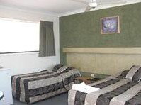 Hanging Rock Family Motel - Hervey Bay Accommodation 1
