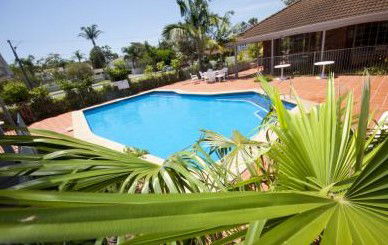 Island Palms Motor Inn - Hervey Bay Accommodation 0