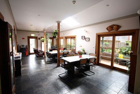 Alishan International Guesthouse - Hervey Bay Accommodation 5