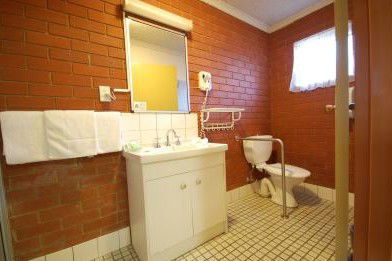 Junction Motor Inn - Hervey Bay Accommodation 3