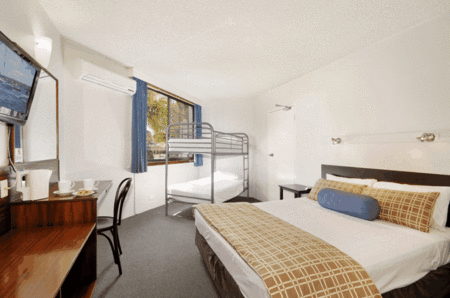 East Port Motor Inn - Hervey Bay Accommodation 4