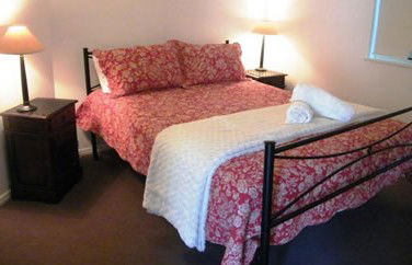 Clarks Beach Apartment - Hervey Bay Accommodation 4