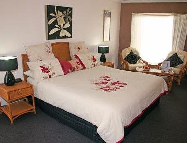 Sapphire Waters Motor Inn - Hervey Bay Accommodation 1