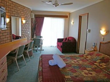 Sapphire Waters Motor Inn - Hervey Bay Accommodation 4