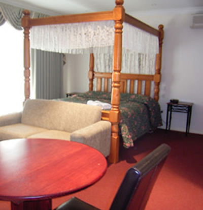 Sanctuary House Resort Motel - Hervey Bay Accommodation 1