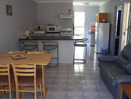 Palm Valley Motel And Holiday Units - Hervey Bay Accommodation 2