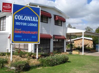 Colonial Motor Lodge - Hervey Bay Accommodation 0