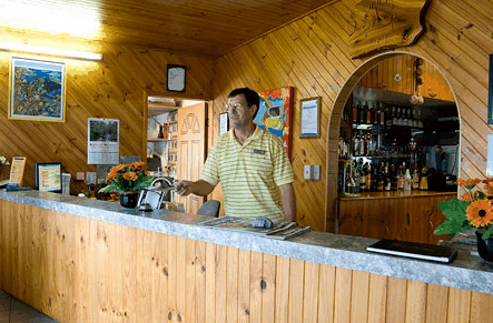 Barrier Reef Motel - Hervey Bay Accommodation 5