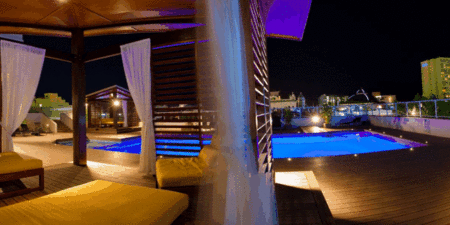 Rydges Plaza Cairns - Hervey Bay Accommodation 2