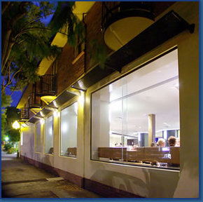 The Manly Hotel - Hervey Bay Accommodation 2