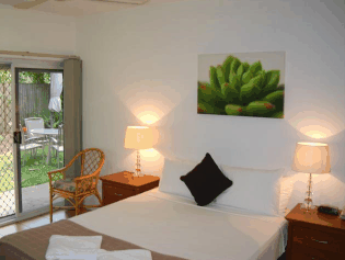 Cairns Reef Apartments And Motel - Hervey Bay Accommodation 2