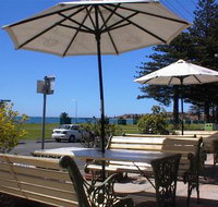 Anchorage At Victor Harbour Seafront Hotel - Hervey Bay Accommodation