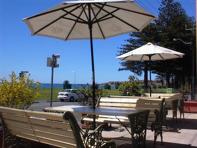 Anchorage At Victor Harbour Seafront Hotel - Tourism Hervey Bay 0