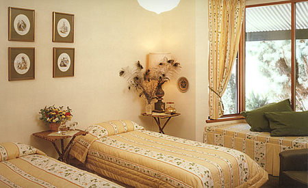 The Lodge Country House - Hervey Bay Accommodation 1