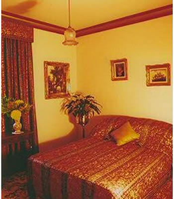 Tally Ho Lodge - Hervey Bay Accommodation 0
