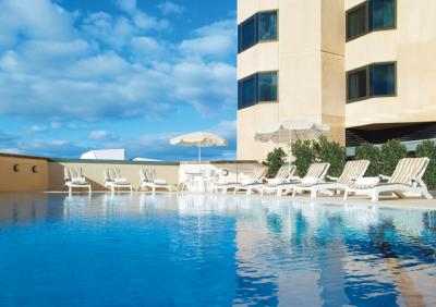 Intercontinental Adelaide - Hervey Bay Accommodation 5