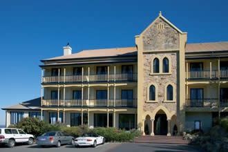 Grand Mercure Mount Lofty House - Hervey Bay Accommodation 1