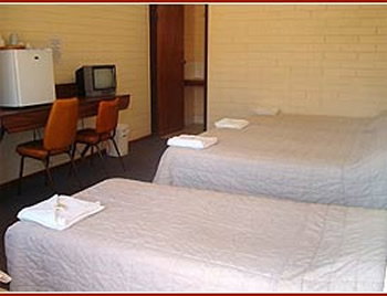 Nundroo Hotel Motel - Hervey Bay Accommodation 2