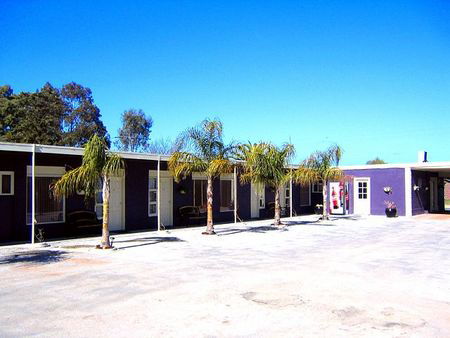 Top Drop Motel - Hervey Bay Accommodation 3
