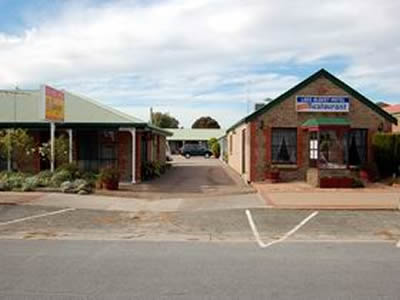 Lake Albert Motel - Hervey Bay Accommodation 0