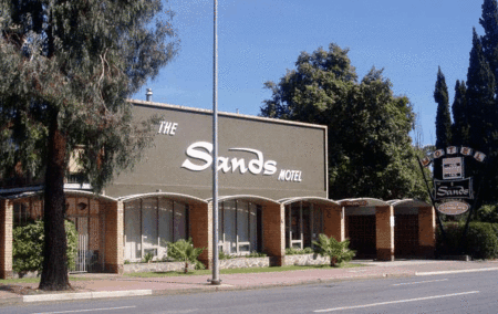The Sands Motel - Hervey Bay Accommodation