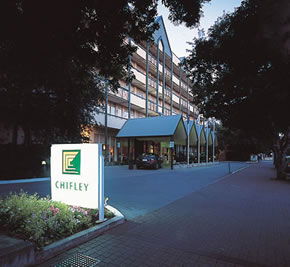 Chifley On South Terrace - Hervey Bay Accommodation 5