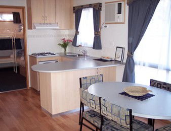 Ocean Point Resort - Hervey Bay Accommodation 3