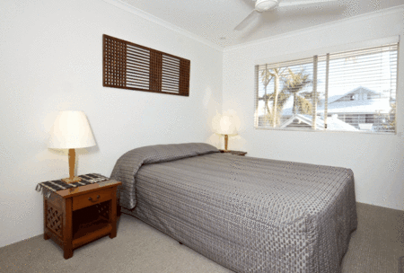Pelican Beach Resort - Hervey Bay Accommodation 1