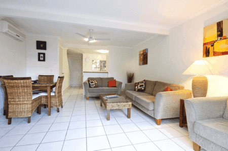 Pelican Beach Resort - Hervey Bay Accommodation 3