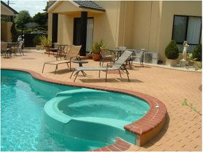 Hopkins House Motel & Apartments - Hervey Bay Accommodation 6