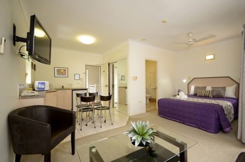 Reef Palms - Hervey Bay Accommodation 1