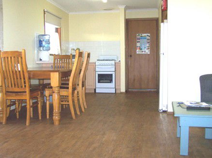 Allestree Holiday Units - Hervey Bay Accommodation 3