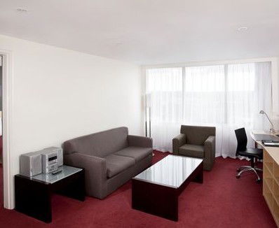 Holiday Inn Melbourne Airport - Hervey Bay Accommodation 4
