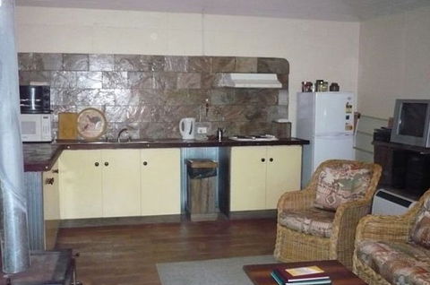Emu Holiday Park - Hervey Bay Accommodation 2