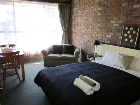 Farnham Court Motel - Hervey Bay Accommodation 2